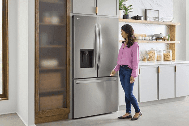 LG 26 cu. ft. Smart Counter-Depth Max French Door Refrigerator - Image 3
