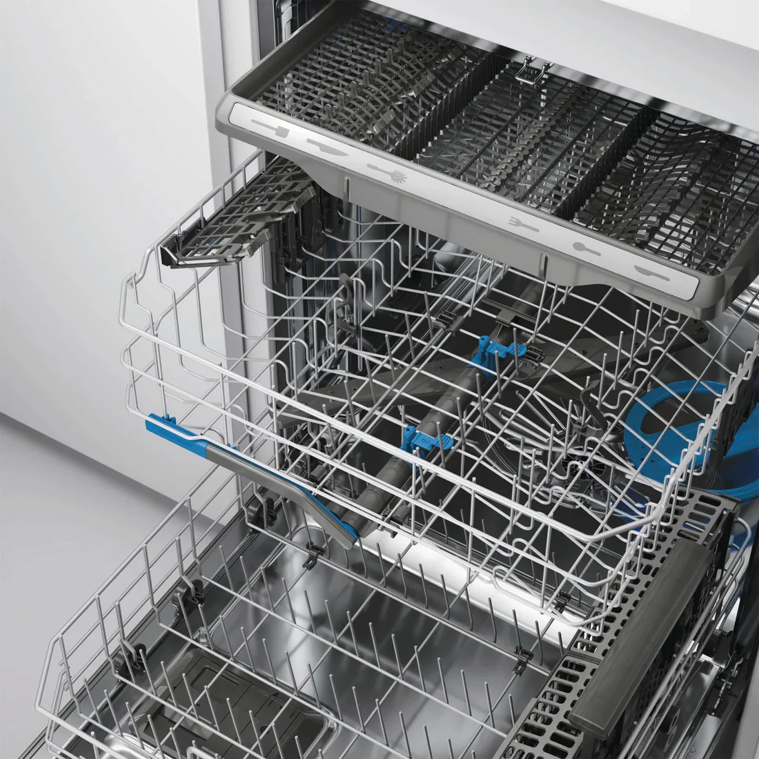 Frigidaire Gallery 24-inch Built-In Dishwasher - Image 3